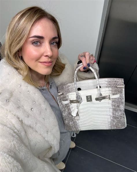 ferragni borsa hermes|Chiara Ferragni, tra le news la borsa Hermès da 20mila euro .